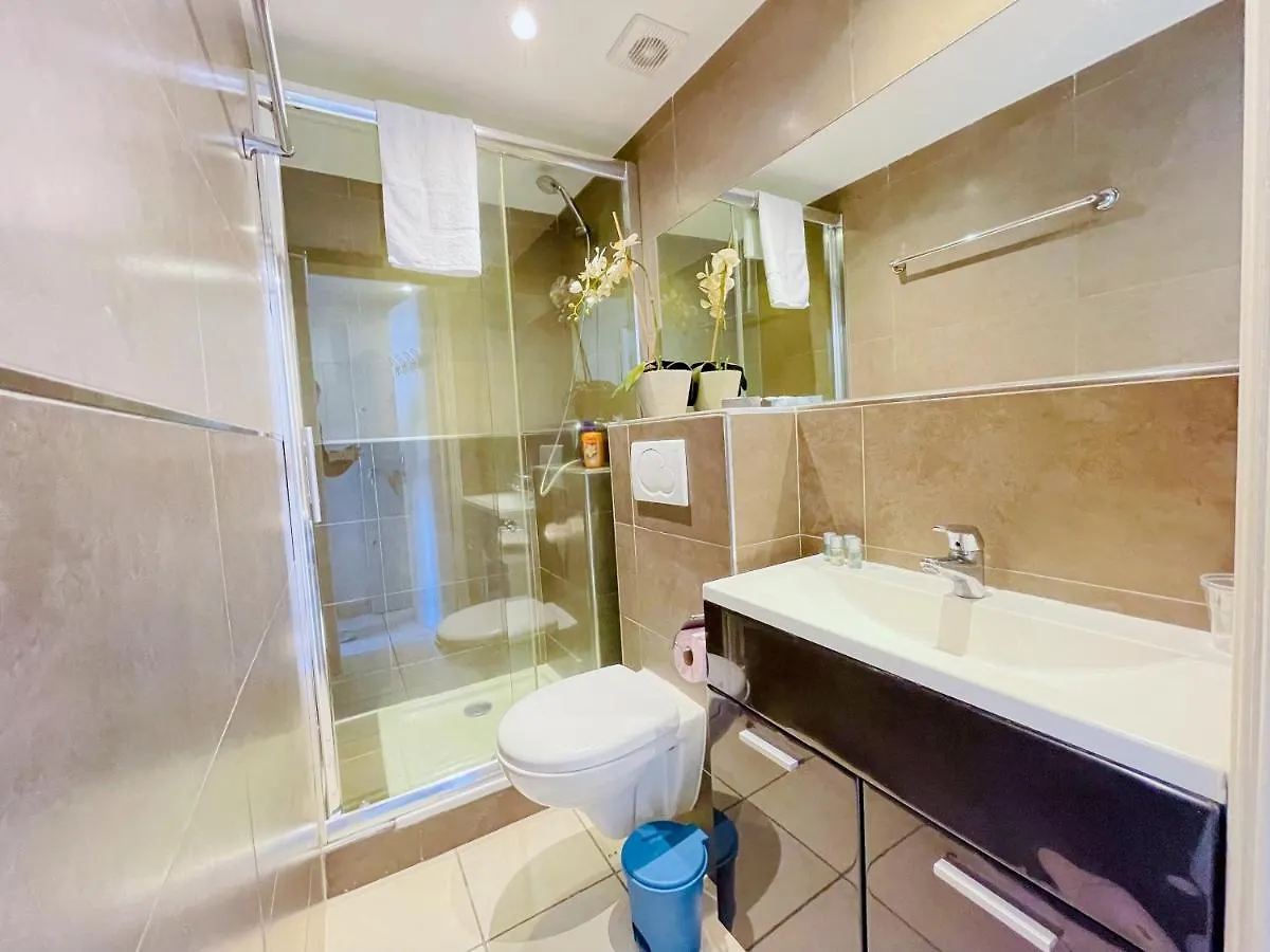 Le Carre D'Or 2 Pers Centrale Apartment Nice