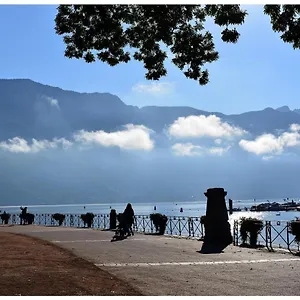 La Madeleine Apartment Annecy